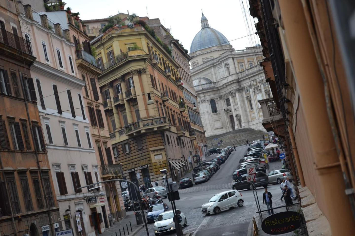 Lovely Near Colosseum Appartamento Roma