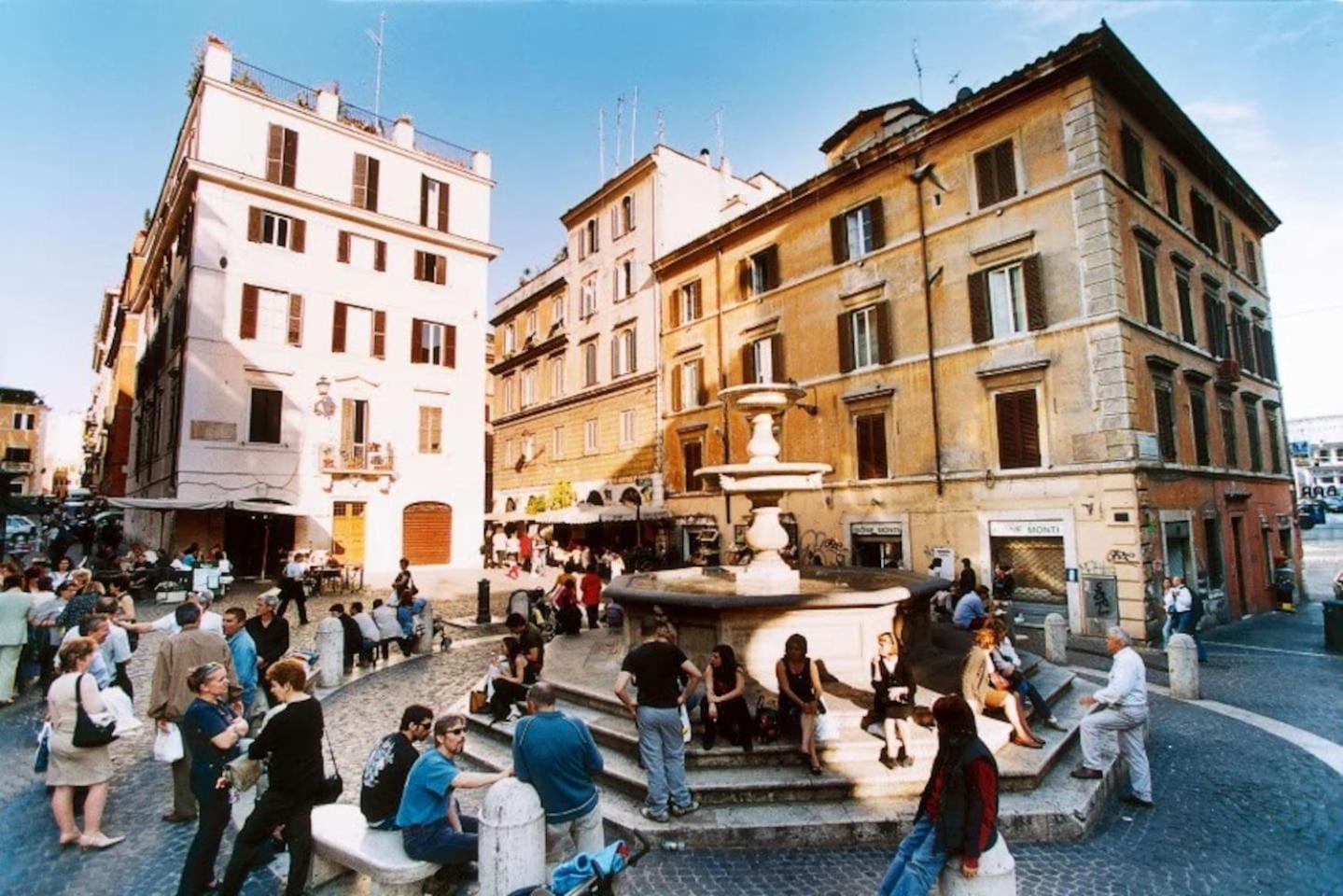 Lovely Near Colosseum Appartamento *