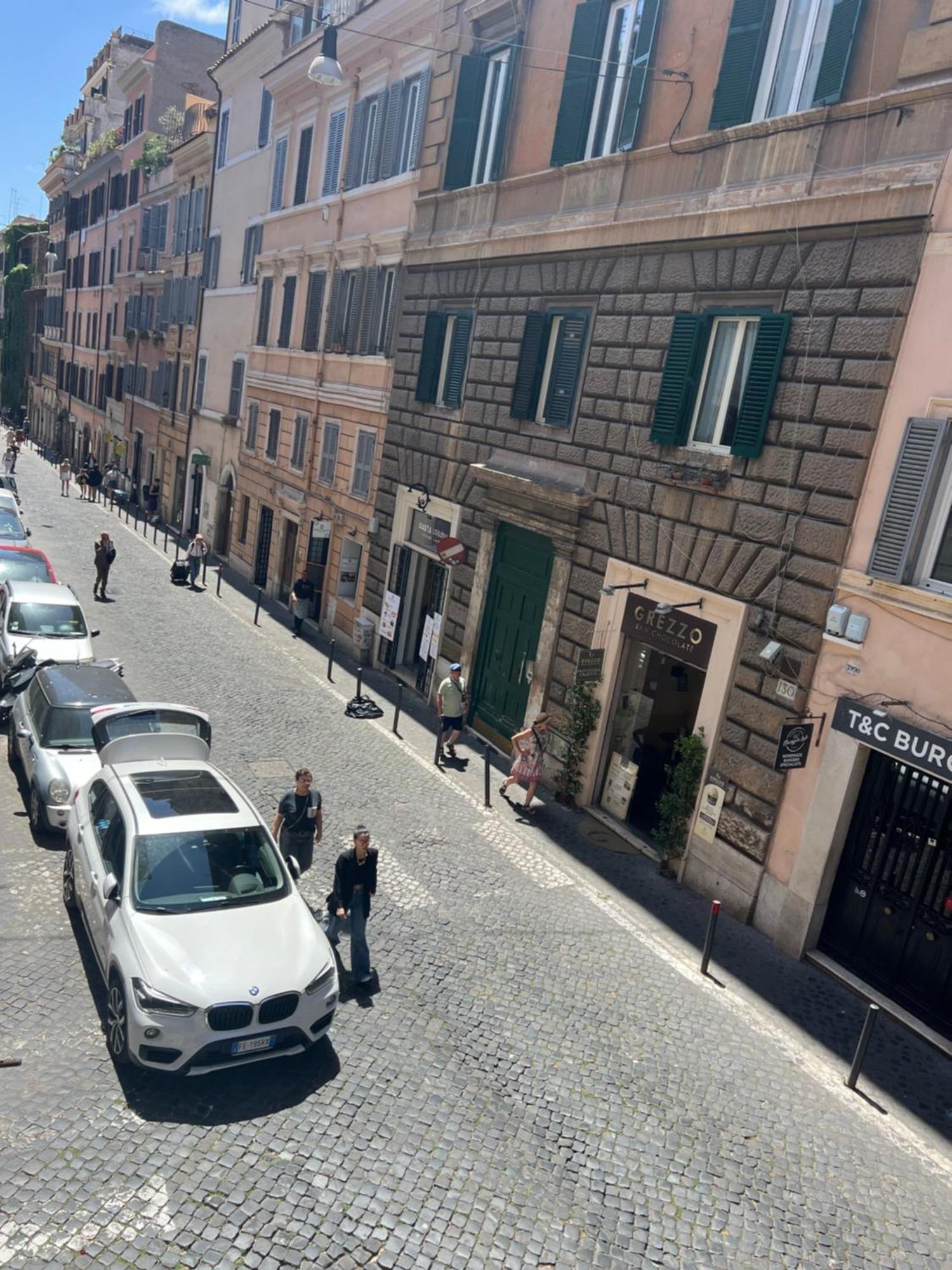 Lovely Near Colosseum Appartamento *